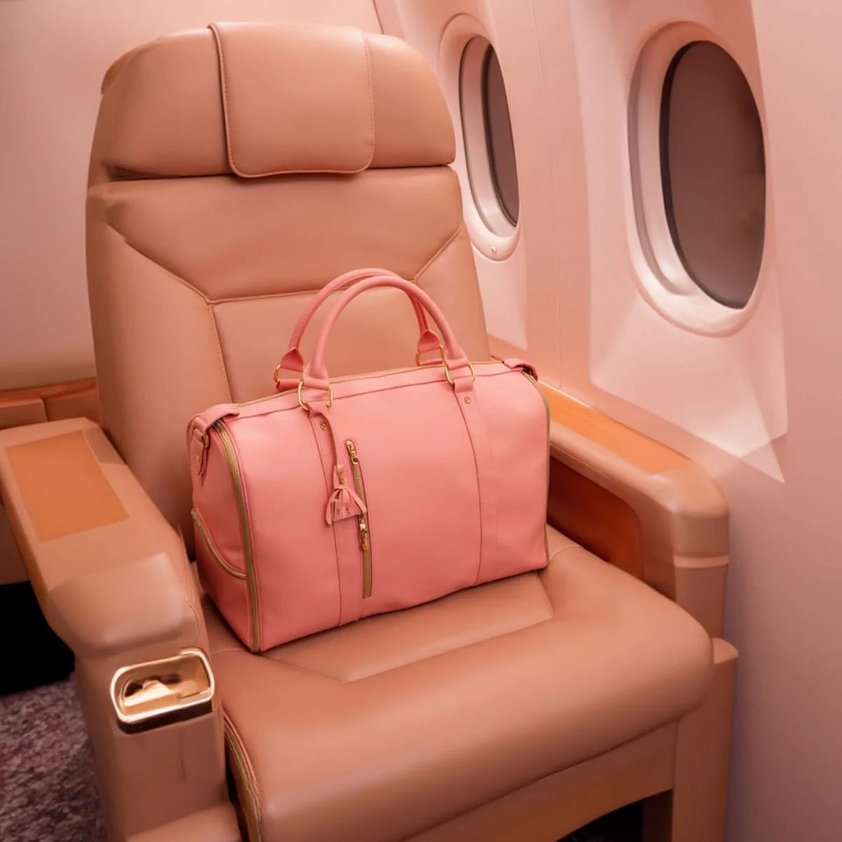 Nest+ Noiré Travel Bag